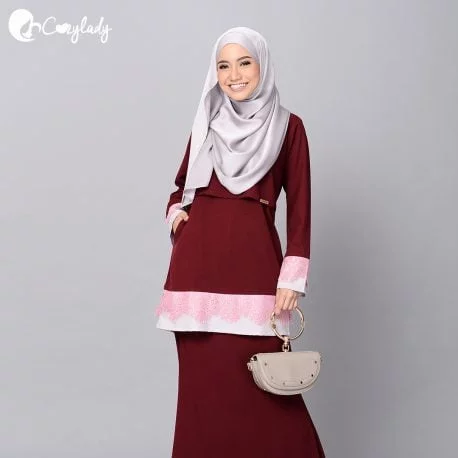 Baju-kurung-menyusu-selak24