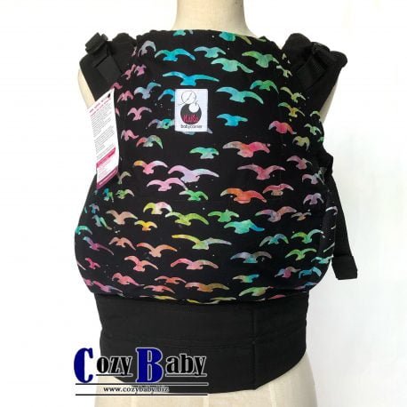 ergonomic baby carrier